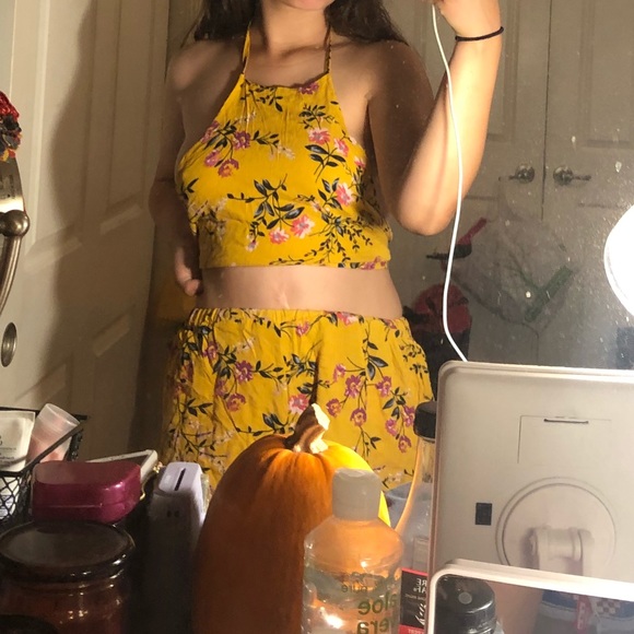FLORAL TWO PIECE FROM ZAFUL - Picture 2 of 2